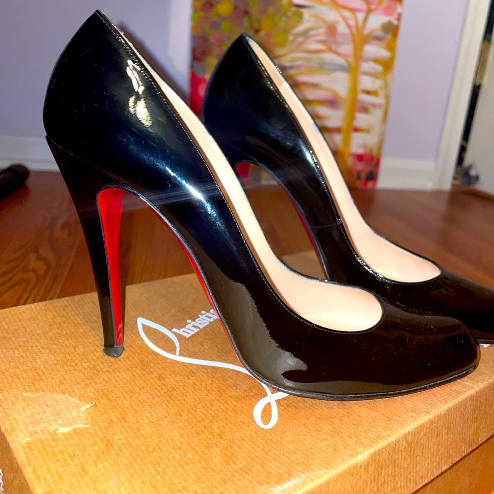 Black Patent High Heel Pumps with Red Sole - Christian Louboutin Style